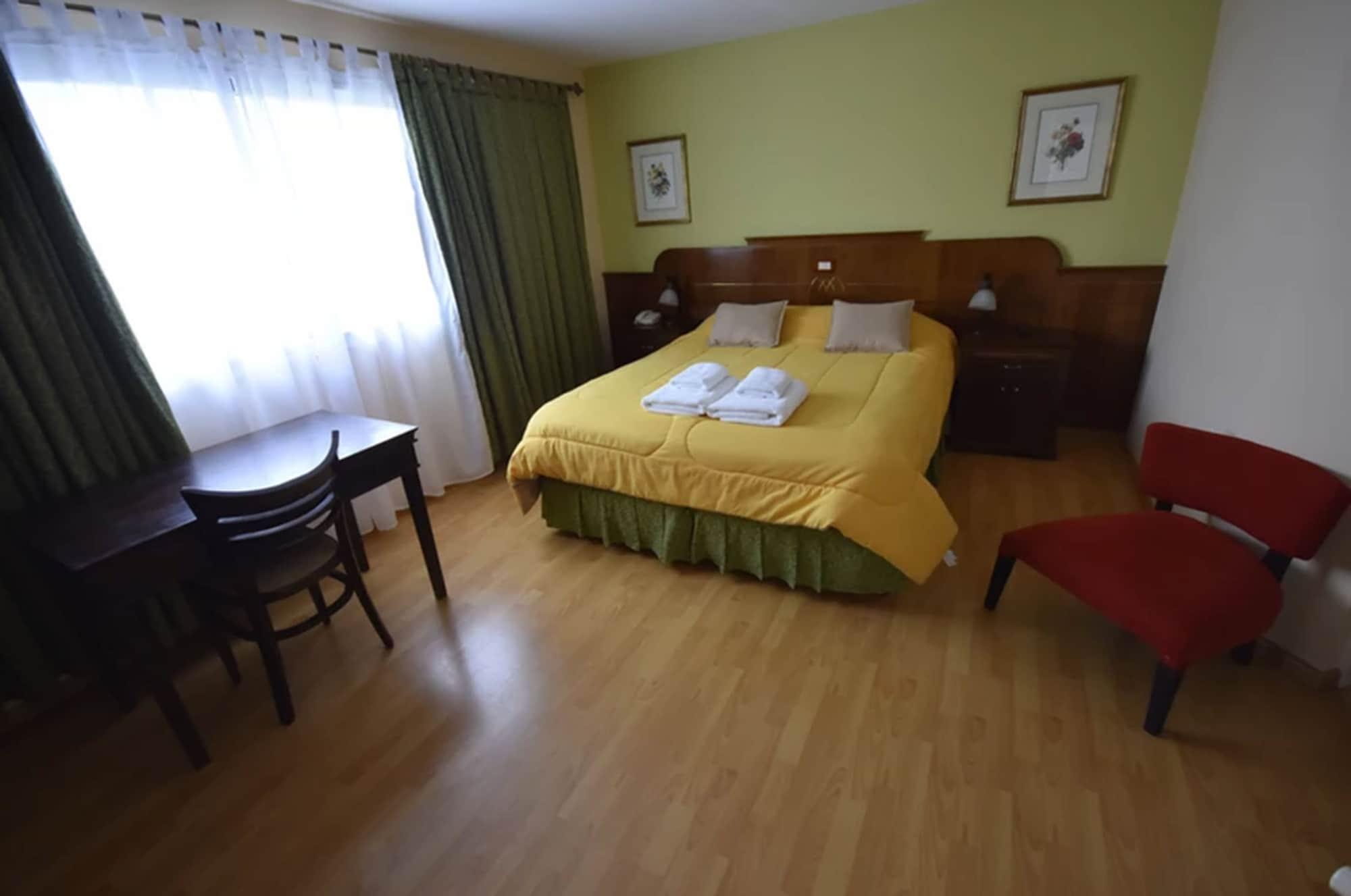 Hotel Picos Del Sur El Calafate Kültér fotó