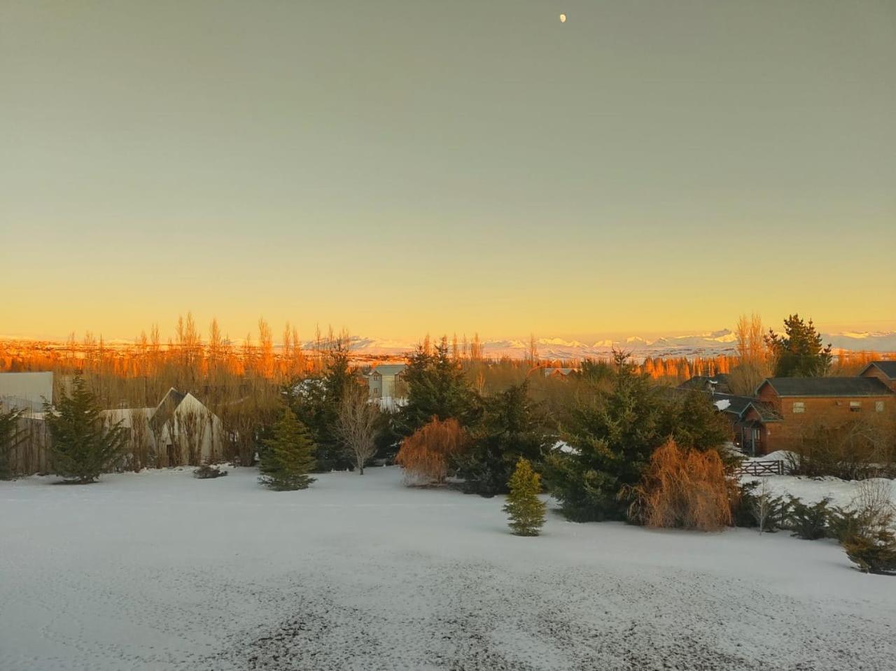 Hotel Picos Del Sur El Calafate Kültér fotó